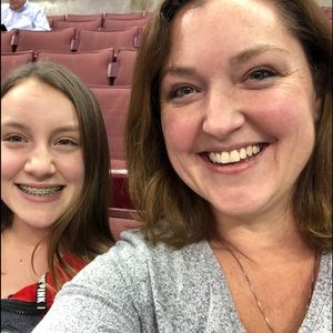 Meet your Posher, Angela